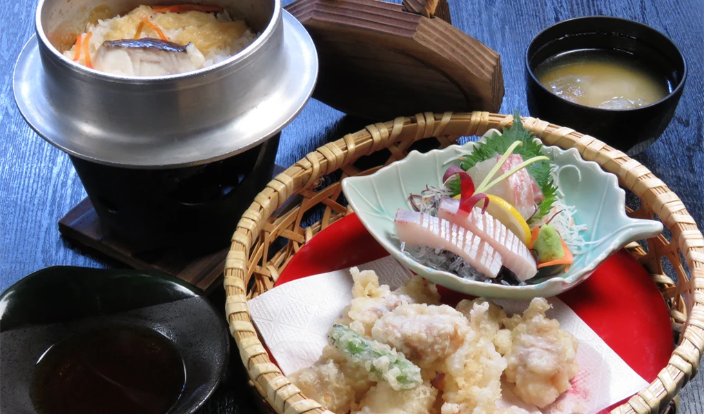 ～中予地方～鯛釜飯