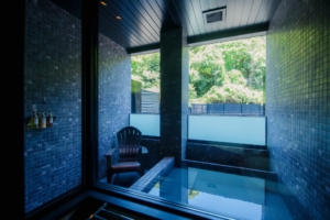 松山で露天風呂付き客室に泊まるなら｜道後の天然温泉宿「そらともり」